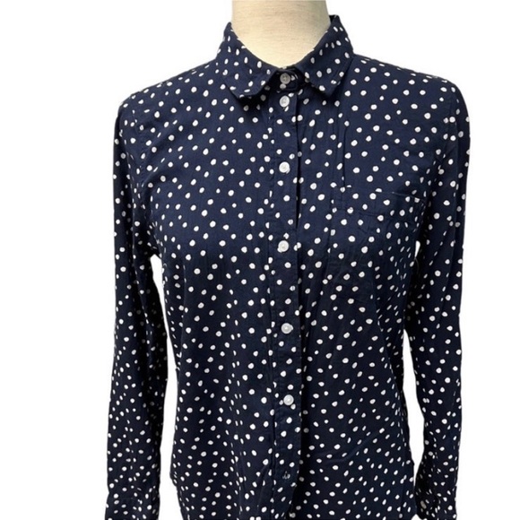 NWOT Old Navy the classic shirt - Picture 5 of 6